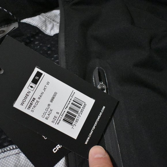 NWT Craft Sportswear Stride Rain Jacket Waterproof Wm's S Black - Picture 15 of 16